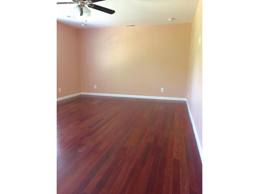 2834 Dry Creek Road Duffield, VA 24244 - Photo 13 of 24 Large Master Bedroom