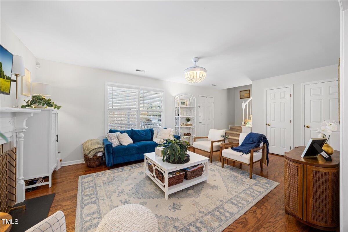 1052 Mills Street Raleigh, NC 27608 - Photo 14 of 36 14-2A1A6634