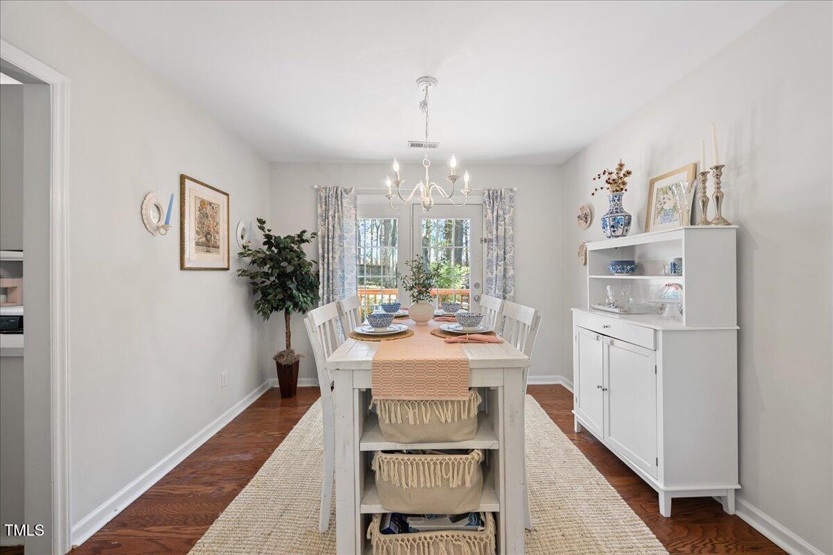 1052 Mills Street Raleigh, NC 27608 - Photo 15 of 36 15-2A1A6640