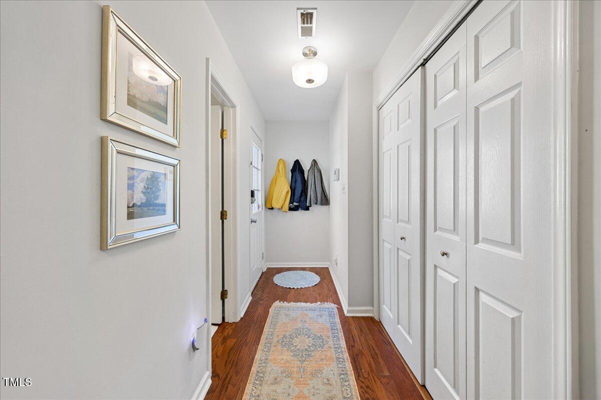 1052 Mills Street Raleigh, NC 27608 - Photo 17 of 36 17-2A1A6646