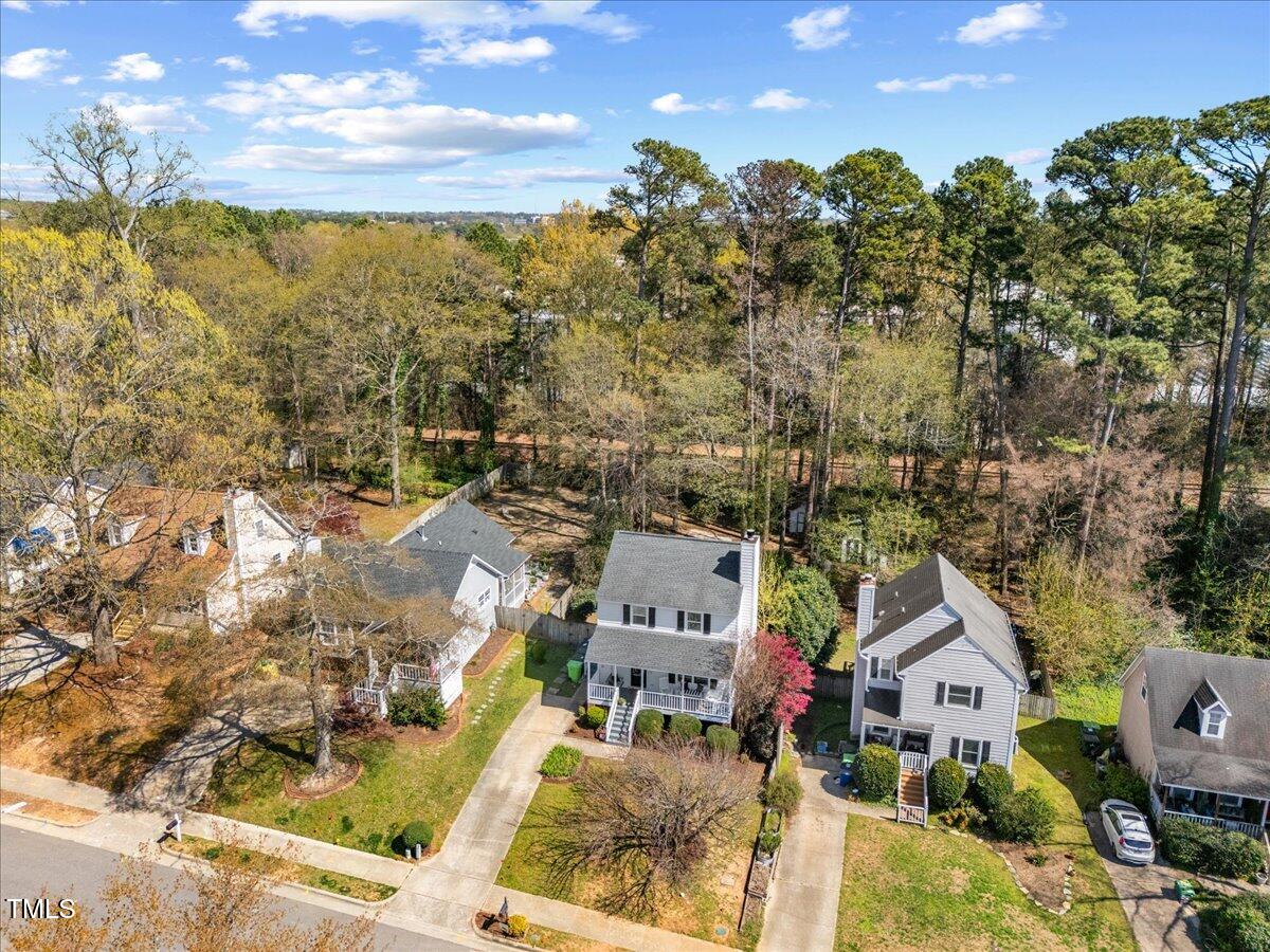 1052 Mills Street Raleigh, NC 27608 - Photo 31 of 36 31-DJI_20250326150323_0327_D