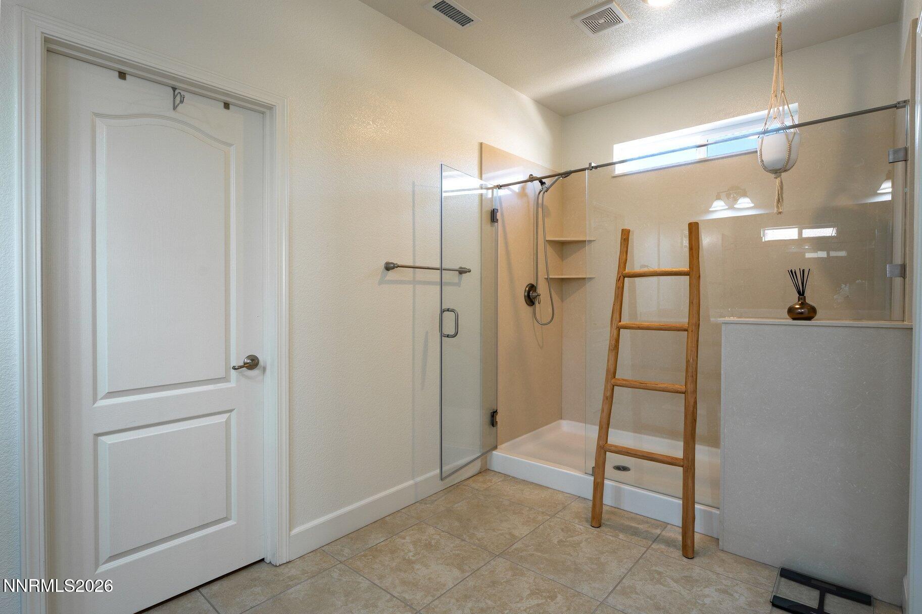 9713 Pachuca Drive Reno, NV 89521 - Photo 10 of 47 010_043_9713_pachuca-33_165_12