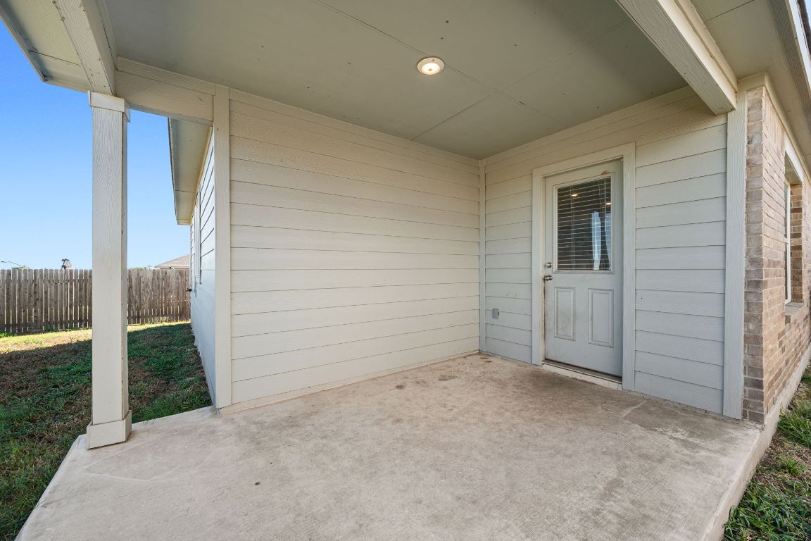 3206 Dusted Daisey Street Pflugerville, TX 78660 - Photo 20 of 25 an empty room with windows