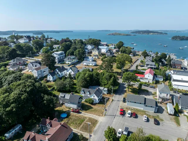 $160,000 | 27 Pleasant Street, Lubec, ME 04652