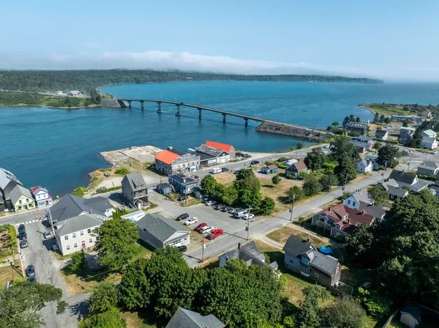 $160,000 | 27 Pleasant Street, Lubec, ME 04652