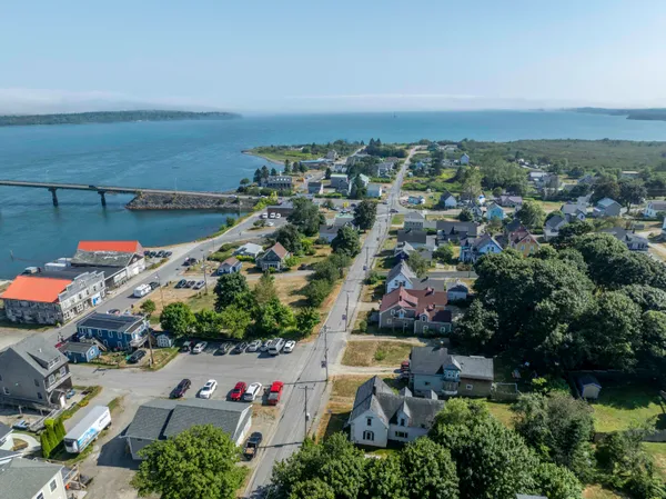 $160,000 | 27 Pleasant Street, Lubec, ME 04652