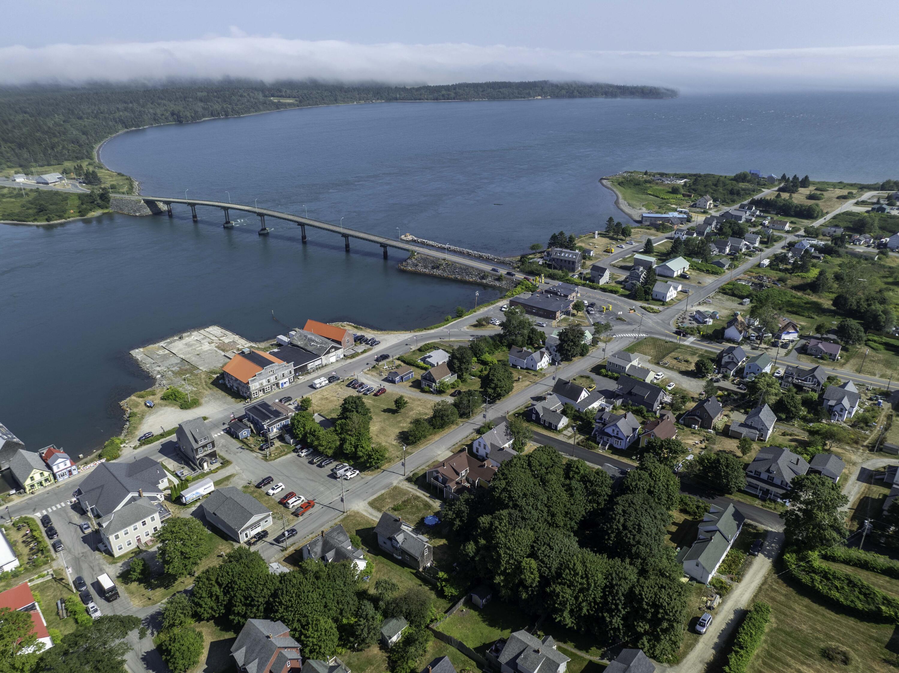 27 Pleasant Street Lubec, ME 04652 - Photo 22 of 29 27 Pleasant St Lubec (18 of 33)