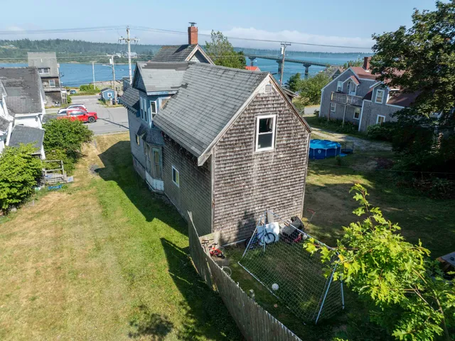 $160,000 | 27 Pleasant Street, Lubec, ME 04652