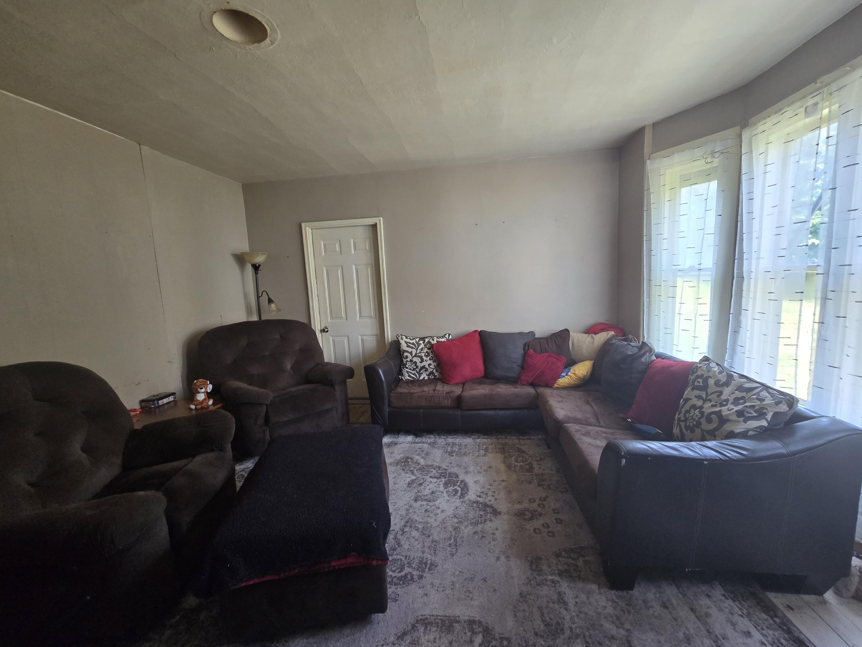 27 Pleasant Street Lubec, ME 04652 - Photo 8 of 29 20250813_153100