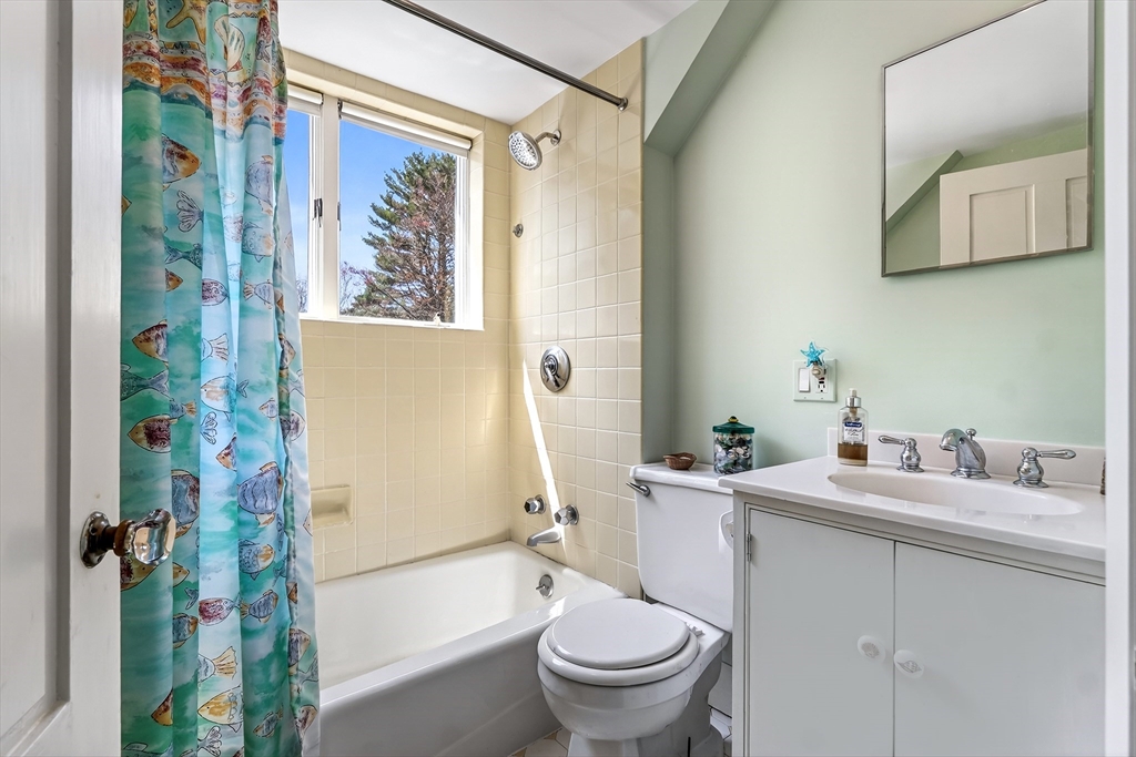 374 Dover Road Westwood, MA 02090 - Photo 22 of 40 Gallery Image 22