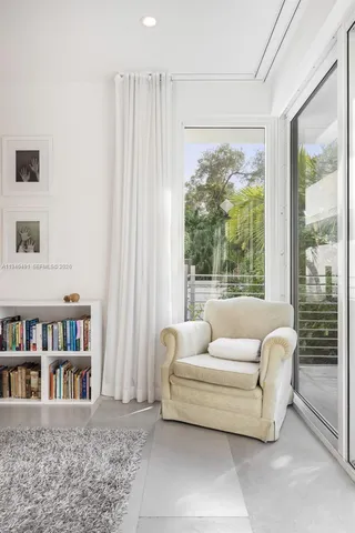 $3,750,000 | 3655 Avocado Avenue, Coconut Grove, FL 33133