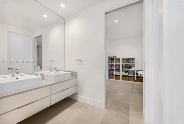 $3,750,000 | 3655 Avocado Avenue, Coconut Grove, FL 33133