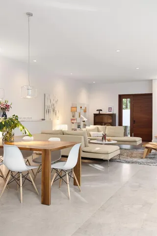 $3,750,000 | 3655 Avocado Avenue, Coconut Grove, FL 33133