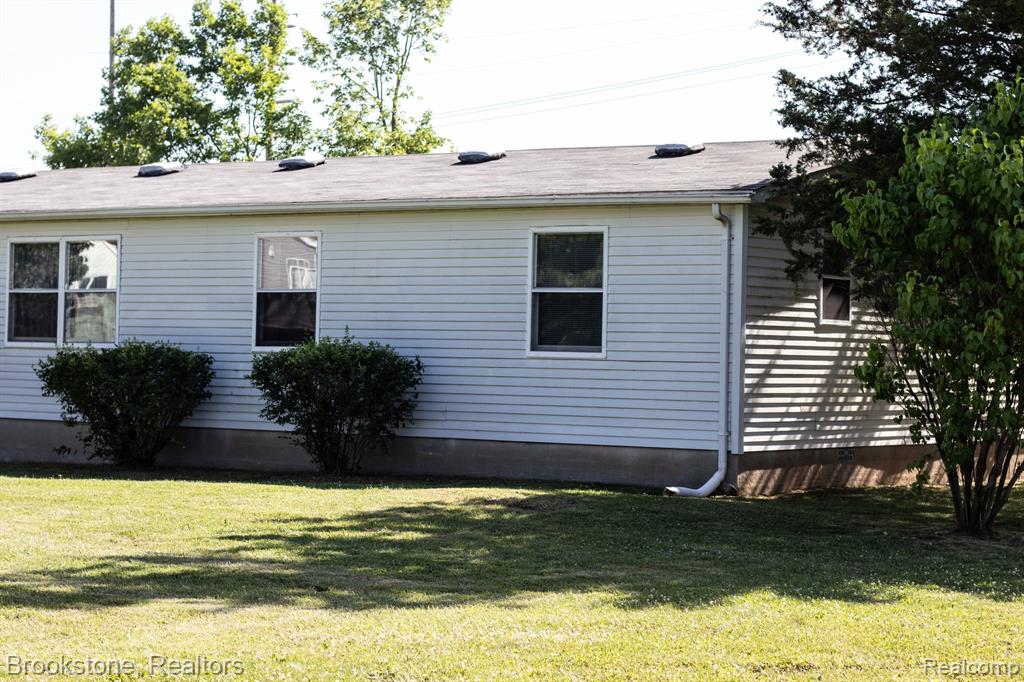5022 Belsay Road Grand Blanc, MI 48439 - Photo 20 of 24 Gallery Image 20