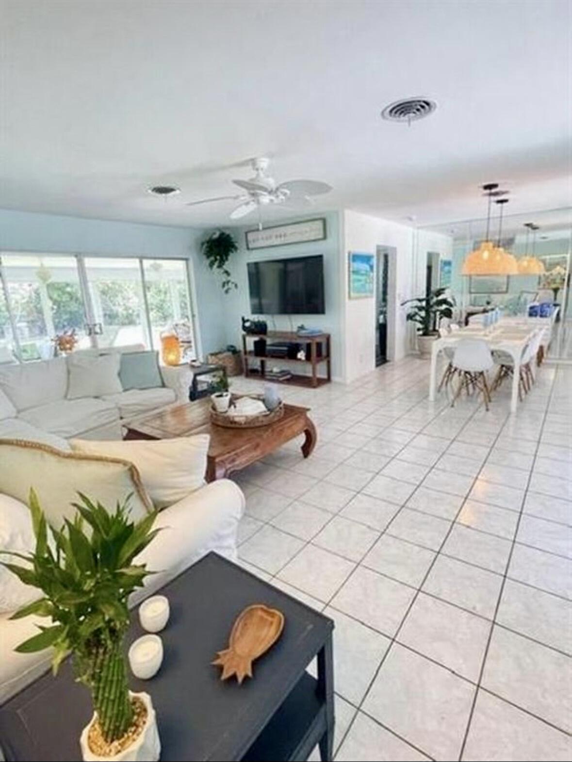 301 Southwest 8th Terrace Boca Raton, FL 33486 - Photo 13 of 22 IMG_2187