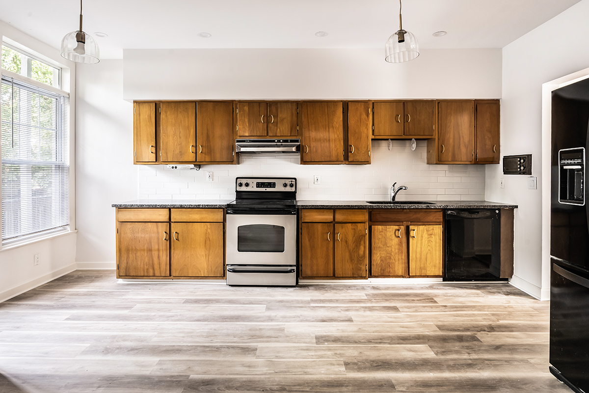 5735 North Ridge Avenue Chicago, IL 60660 - Photo 12 of 21