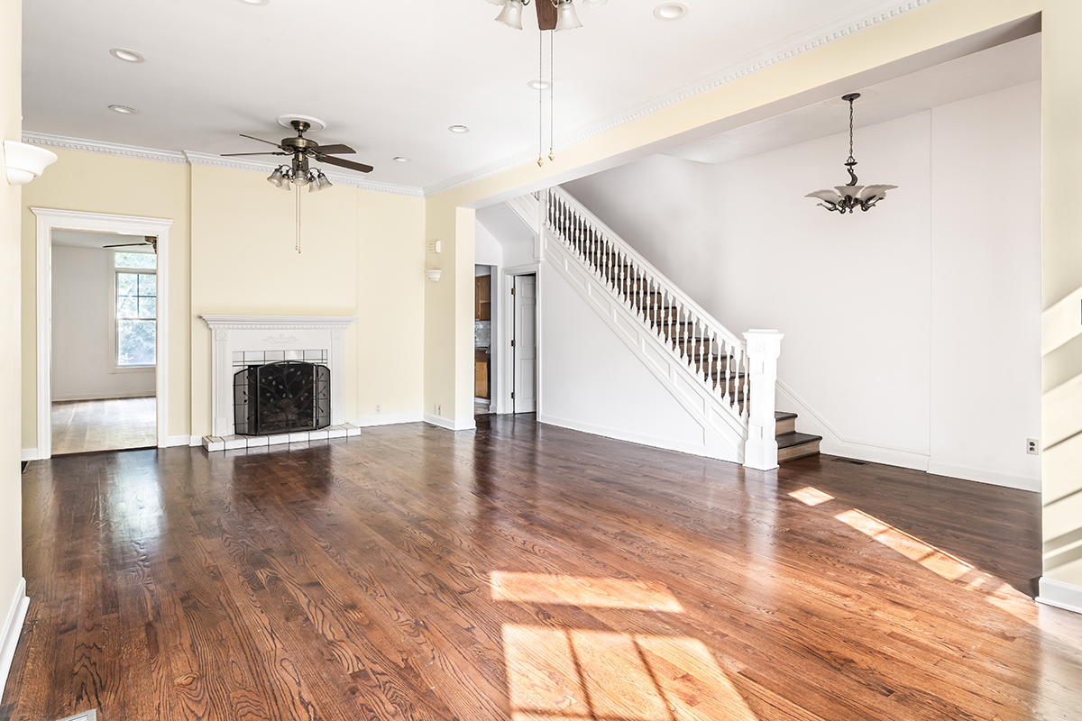 5735 North Ridge Avenue Chicago, IL 60660 - Photo 3 of 21