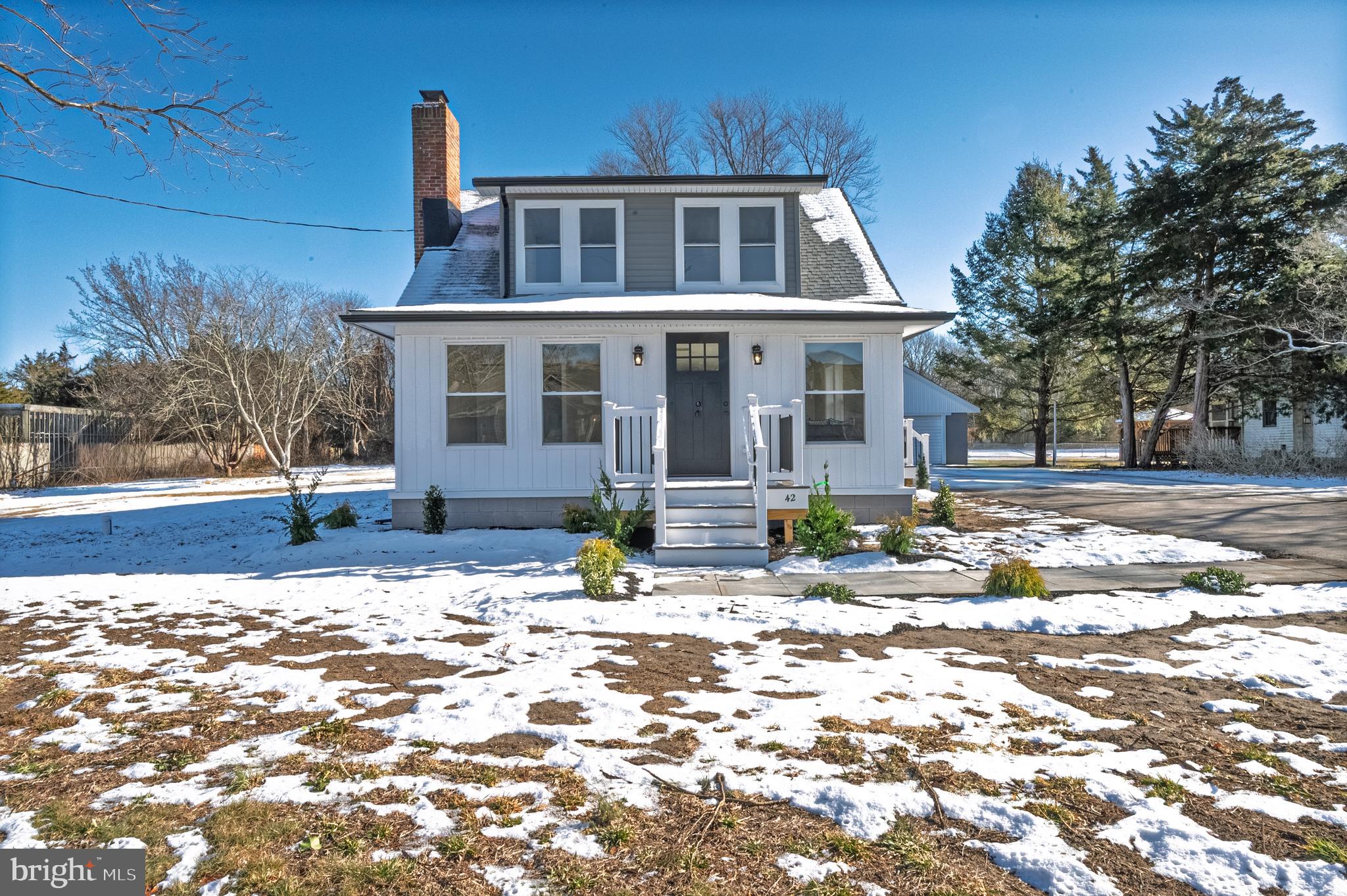 Welcome to 42 Leeds Point Road