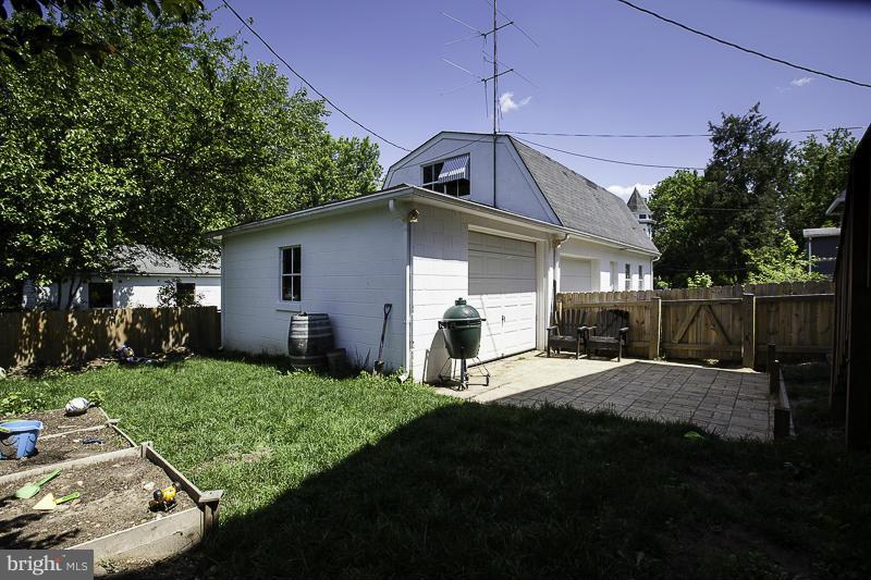 803 Sunken Road Fredericksburg, VA 22401 - Photo 23 of 23 a front view of a house with a yard
