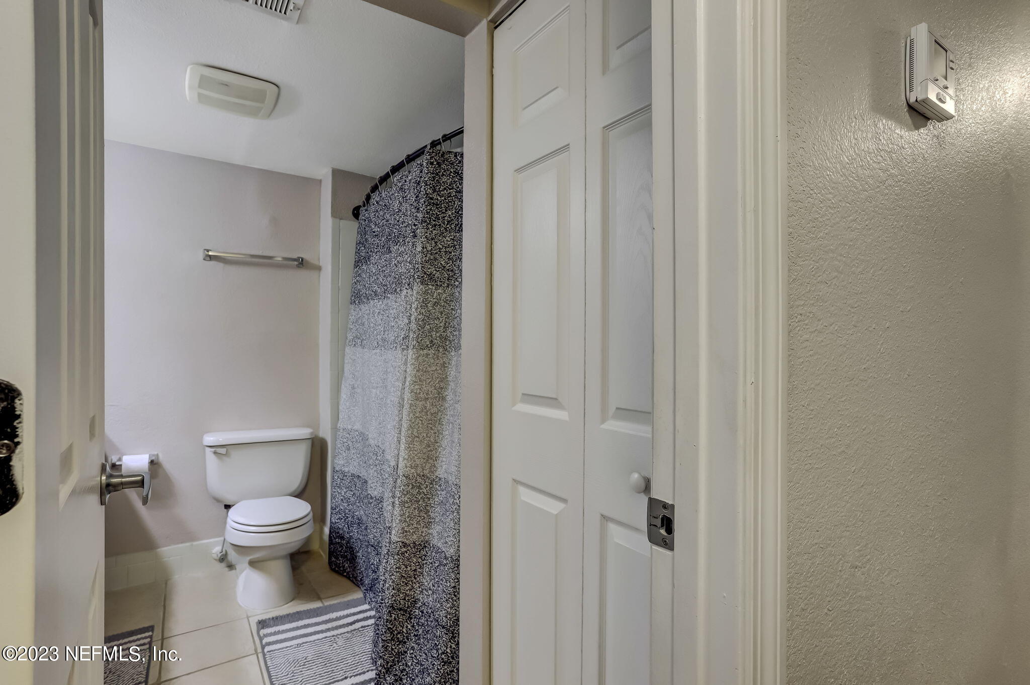 8849 Old Kings Road South, Unit 195 Jacksonville, FL 32257 - Photo 11 of 17 Bathroom