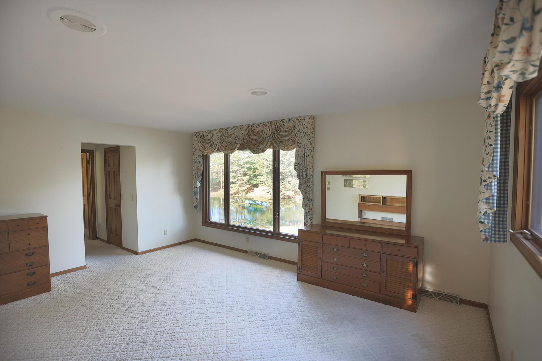 7130 Worthington Road Westerville, OH 43082 - Photo 20 of 31 1D5A3469