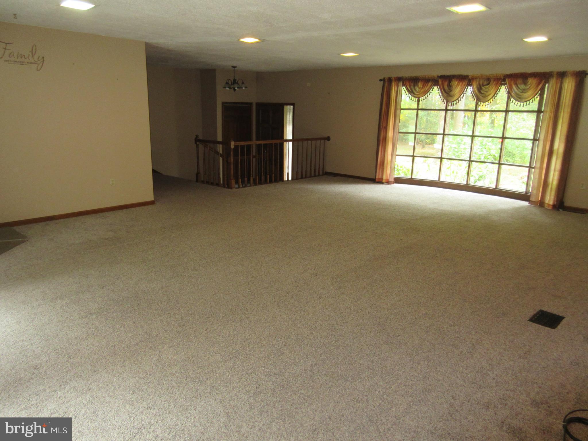 115 Club Road Bethel, PA 19507 - Photo 28 of 34 Living Room