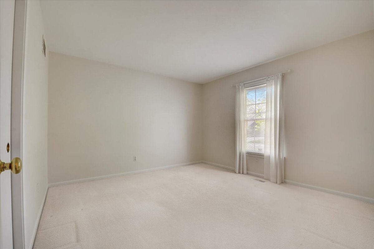 1940 Bechtel Road Indianapolis, IN 46260 - Photo 12 of 21 Gallery Image 12