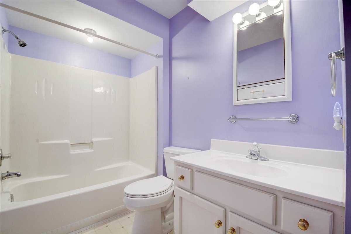 1940 Bechtel Road Indianapolis, IN 46260 - Photo 14 of 21 Gallery Image 14