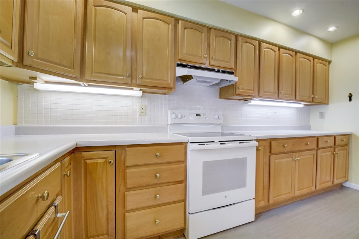 1940 Bechtel Road Indianapolis, IN 46260 - Photo 6 of 21 Gallery Image 6