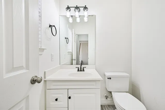 $259,900 | 2034 Glencove Drive, Seabrook, TX 77586