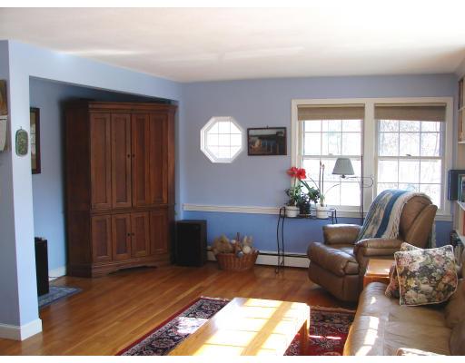 10 Scott Road Harvard, MA 01451 - Photo 5 of 13 a living room with furniture