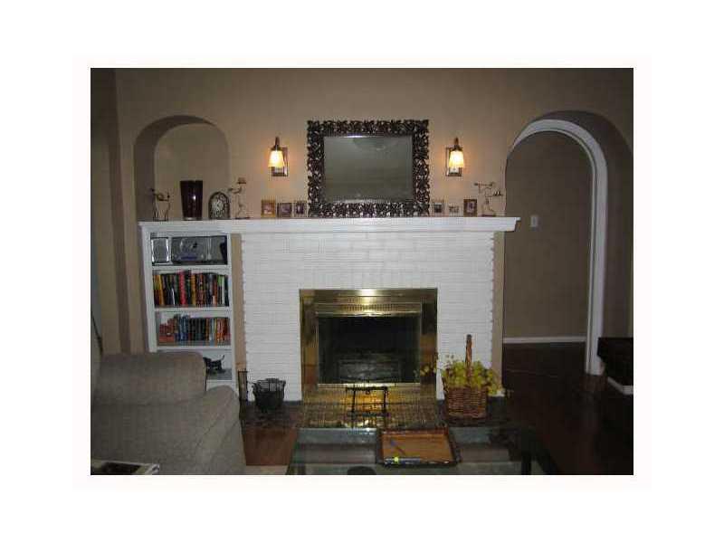 234 Blue Ridge Road Indianapolis, IN 46208 - Photo 2 of 2