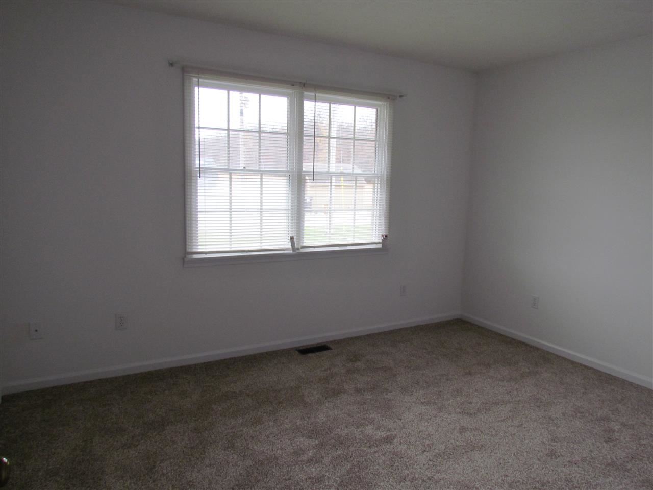 4201 East Arrowhead Road Monticello, IN 47960 - Photo 11 of 19 Gallery Image 11