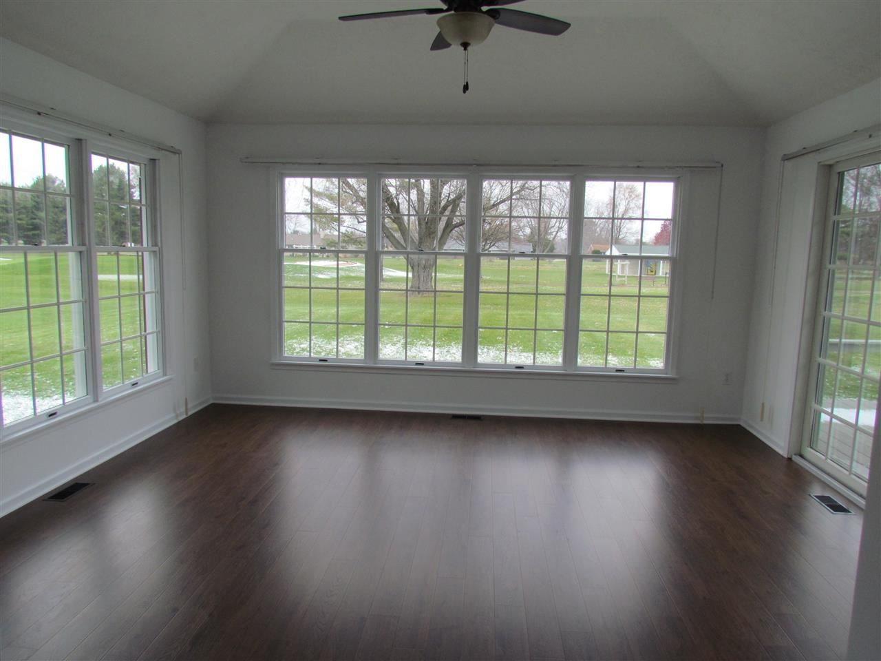 4201 East Arrowhead Road Monticello, IN 47960 - Photo 10 of 19 Gallery Image 10