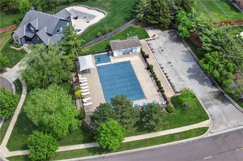 $750,000 | 9308 West 146th Terrace, Overland Park, KS 66221