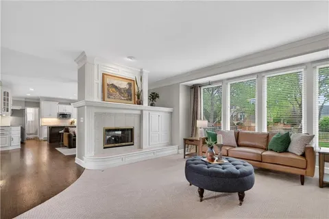 $750,000 | 9308 West 146th Terrace, Overland Park, KS 66221