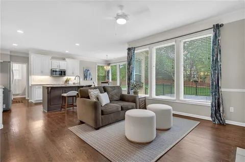 $750,000 | 9308 West 146th Terrace, Overland Park, KS 66221