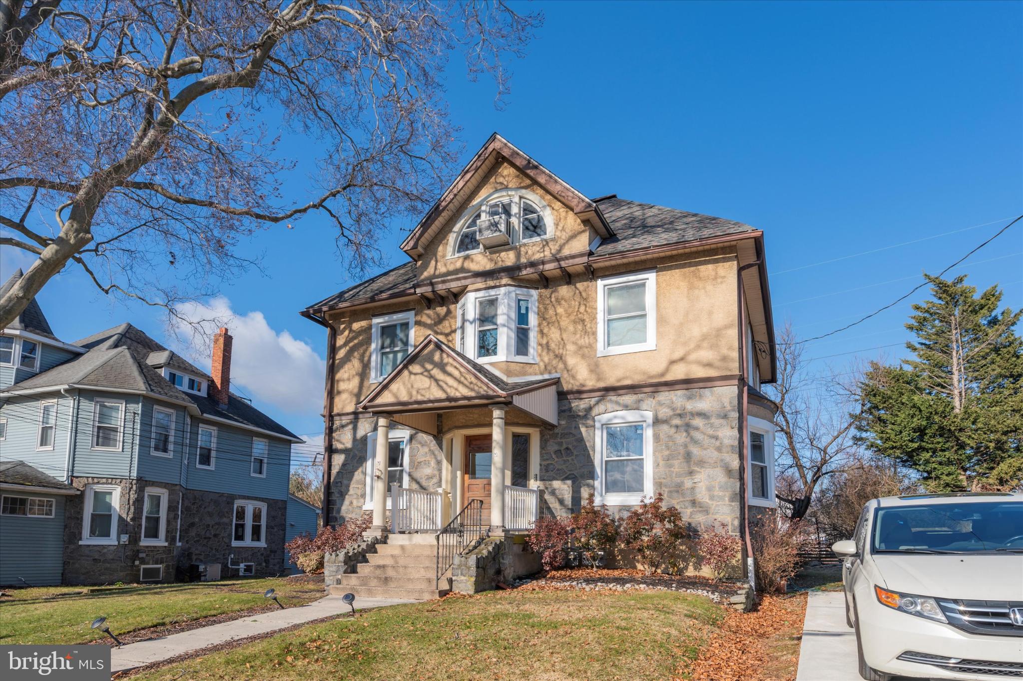 13 West Hinckley Avenue, Unit 3 Ridley Park, PA 19078 - Photo 2 of 15