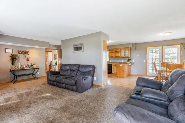 $424,900 | 18773 160th Avenue, Milaca, MN 56353
