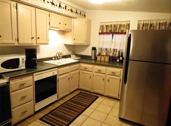 $738,000 | 312 Farm To Market 391, Hearne, TX 77859