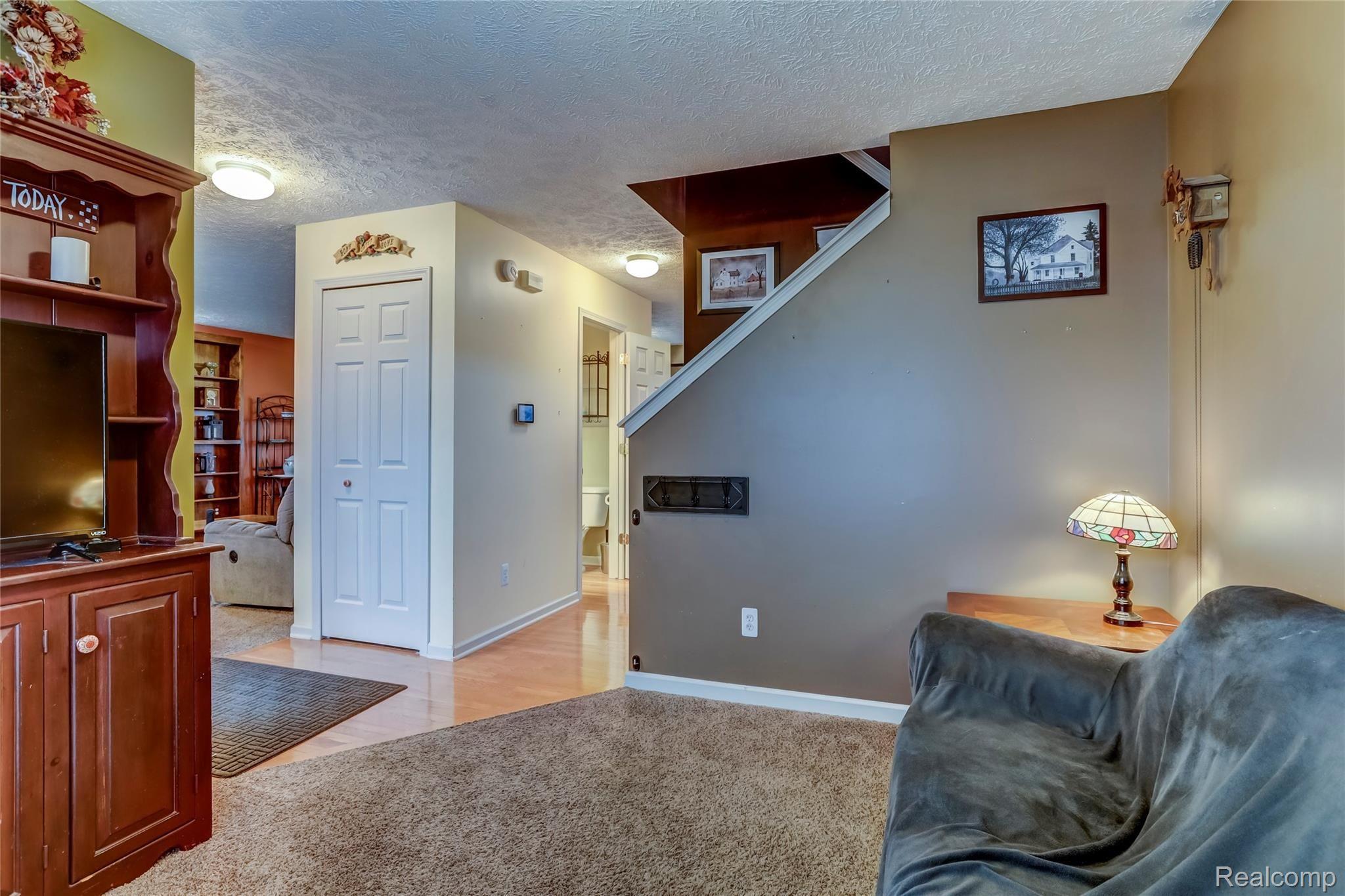 774 Dewars Street Howell, MI 48843 - Photo 11 of 24 774 Dewars St Howell, MI -13-FULL.jpg