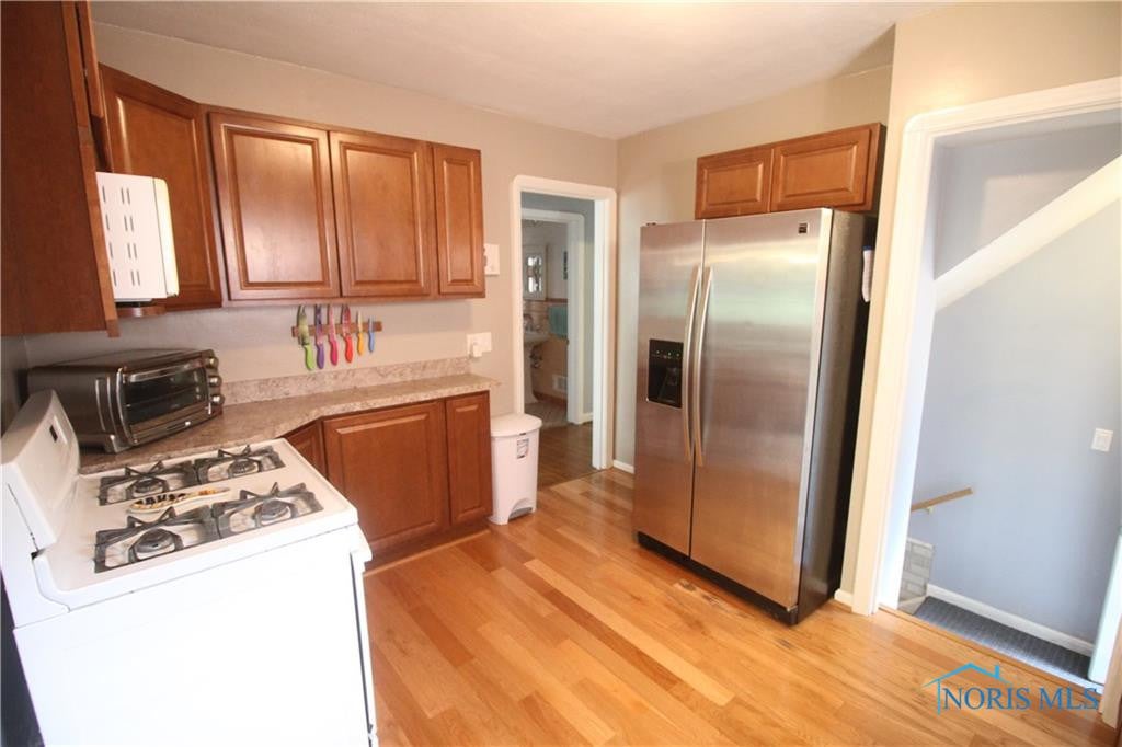 3901 Bowen Road Toledo, OH 43613 - Photo 4 of 28 Gallery Image 4
