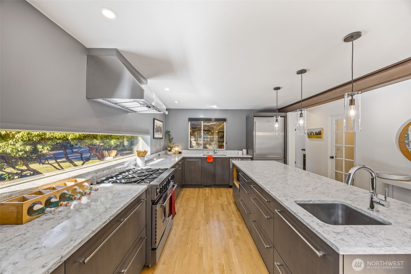 13526 Sherman Road Northwest Seattle, WA 98177 - Photo 17 of 40 Gallery Image 17