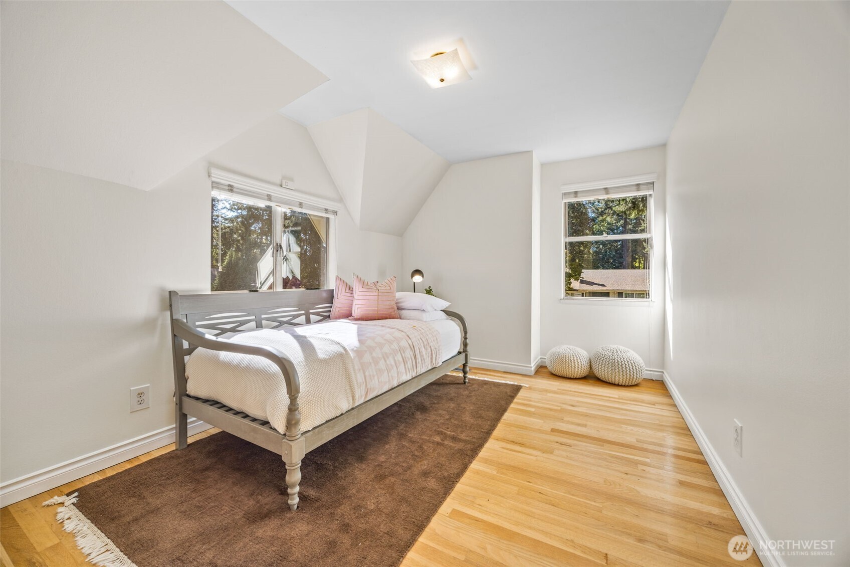 13526 Sherman Road Northwest Seattle, WA 98177 - Photo 25 of 40 Gallery Image 25