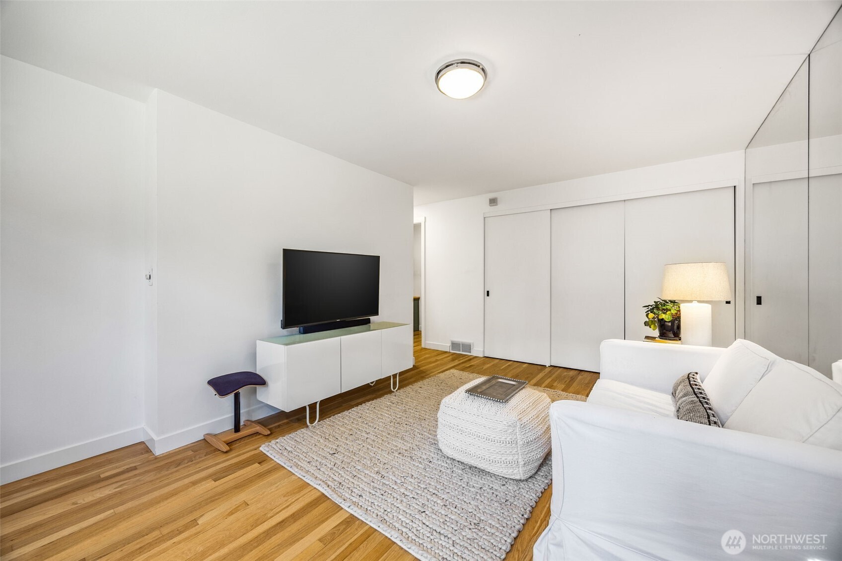 13526 Sherman Road Northwest Seattle, WA 98177 - Photo 28 of 40 Gallery Image 28