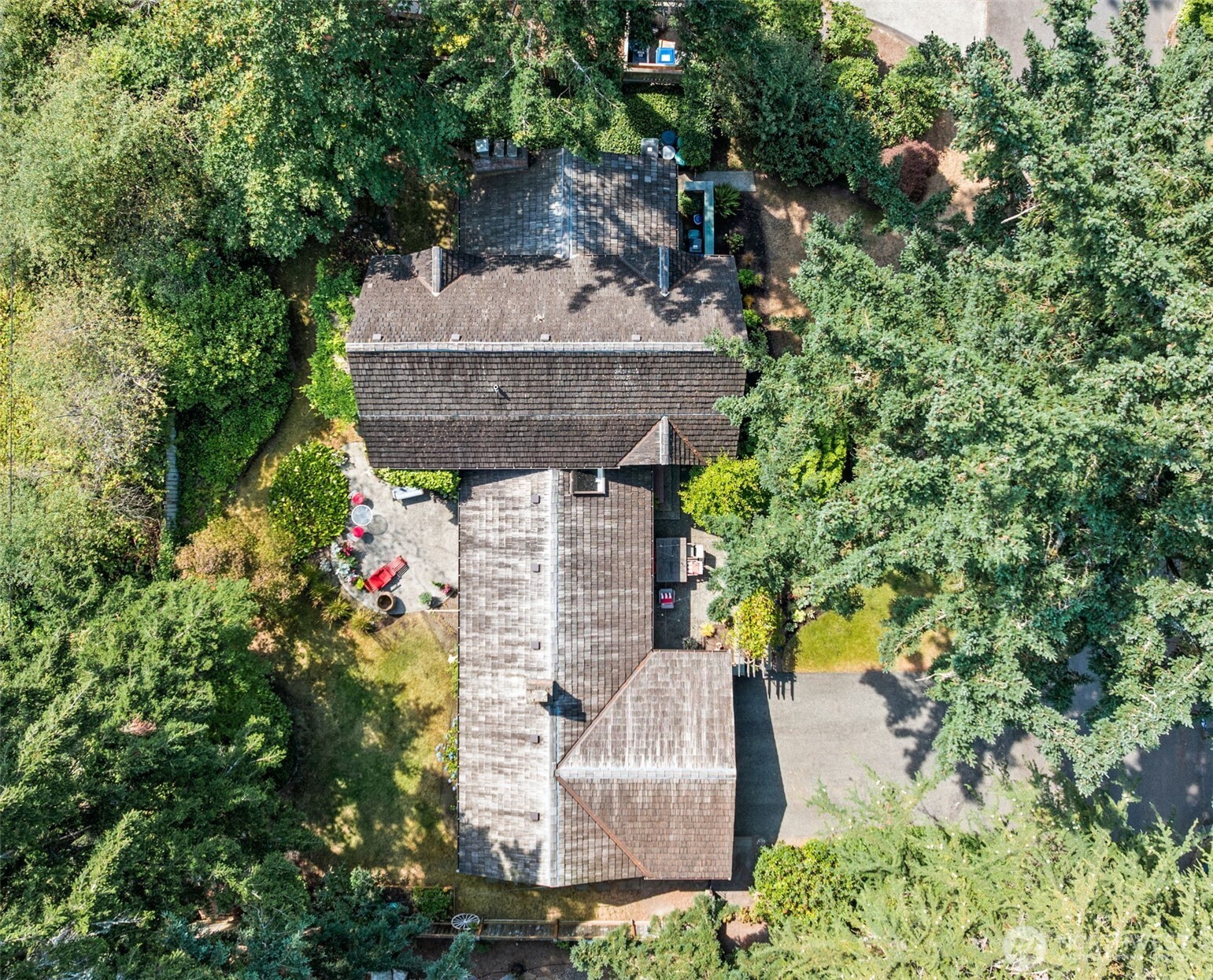 13526 Sherman Road Northwest Seattle, WA 98177 - Photo 38 of 40 Gallery Image 38