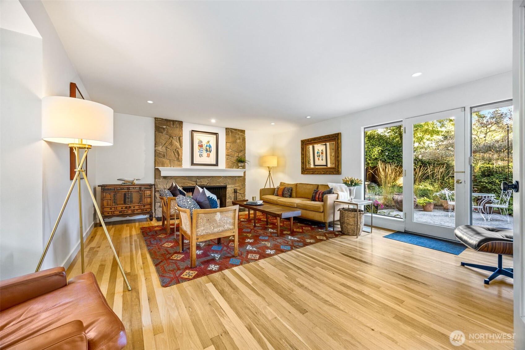 13526 Sherman Road Northwest Seattle, WA 98177 - Photo 10 of 40 Gallery Image 10