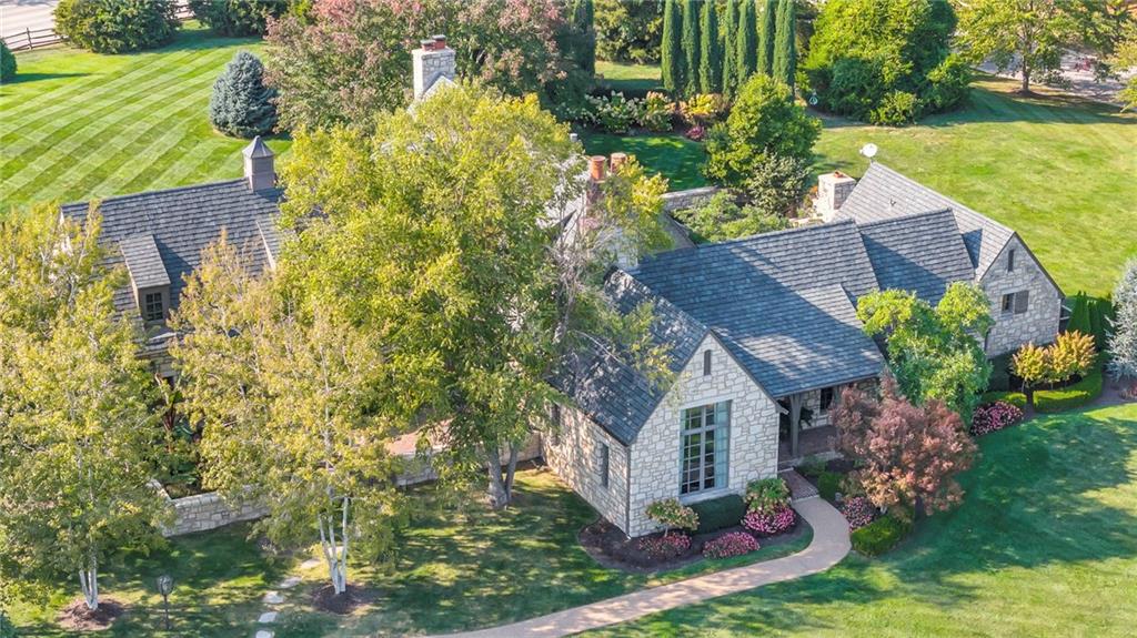 10400 Howe Lane Leawood, KS 66206 - Photo 1 of 89