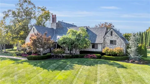 $4,750,000 | 10400 Howe Lane, Leawood, KS 66206