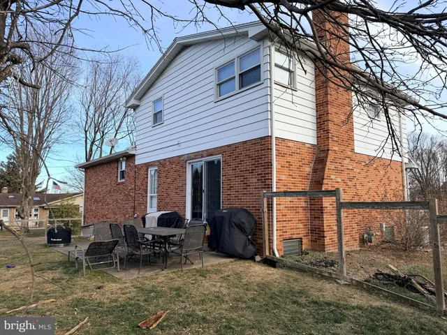 $348,900 | 470 Cortleigh Drive, York, PA 17402